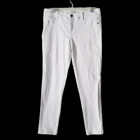New York & Company Pants - New York & Co. Soho Jeans White Ankle Leggings, Size 8